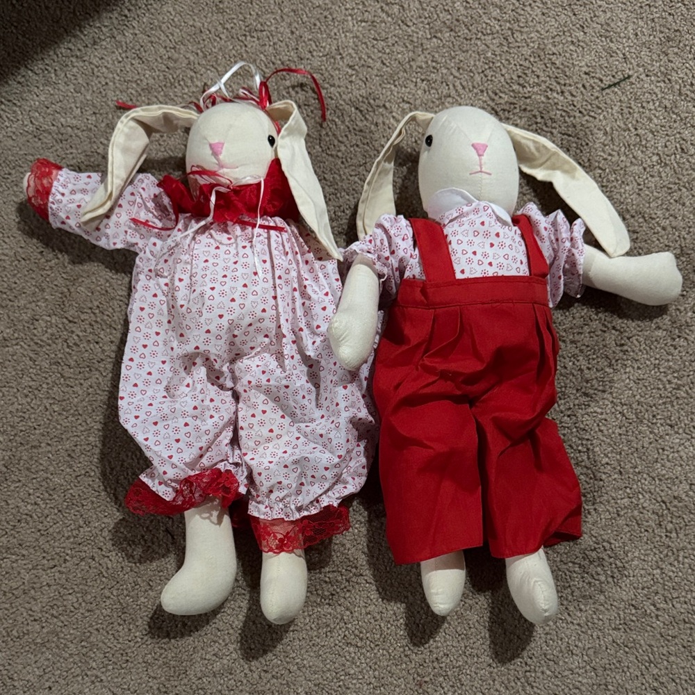 Adorable Red and White Bunny Plush Toy Set